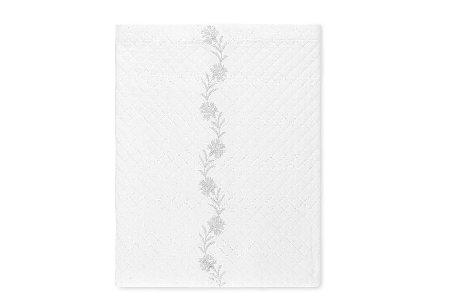 Daphe Matelassé Coverlet