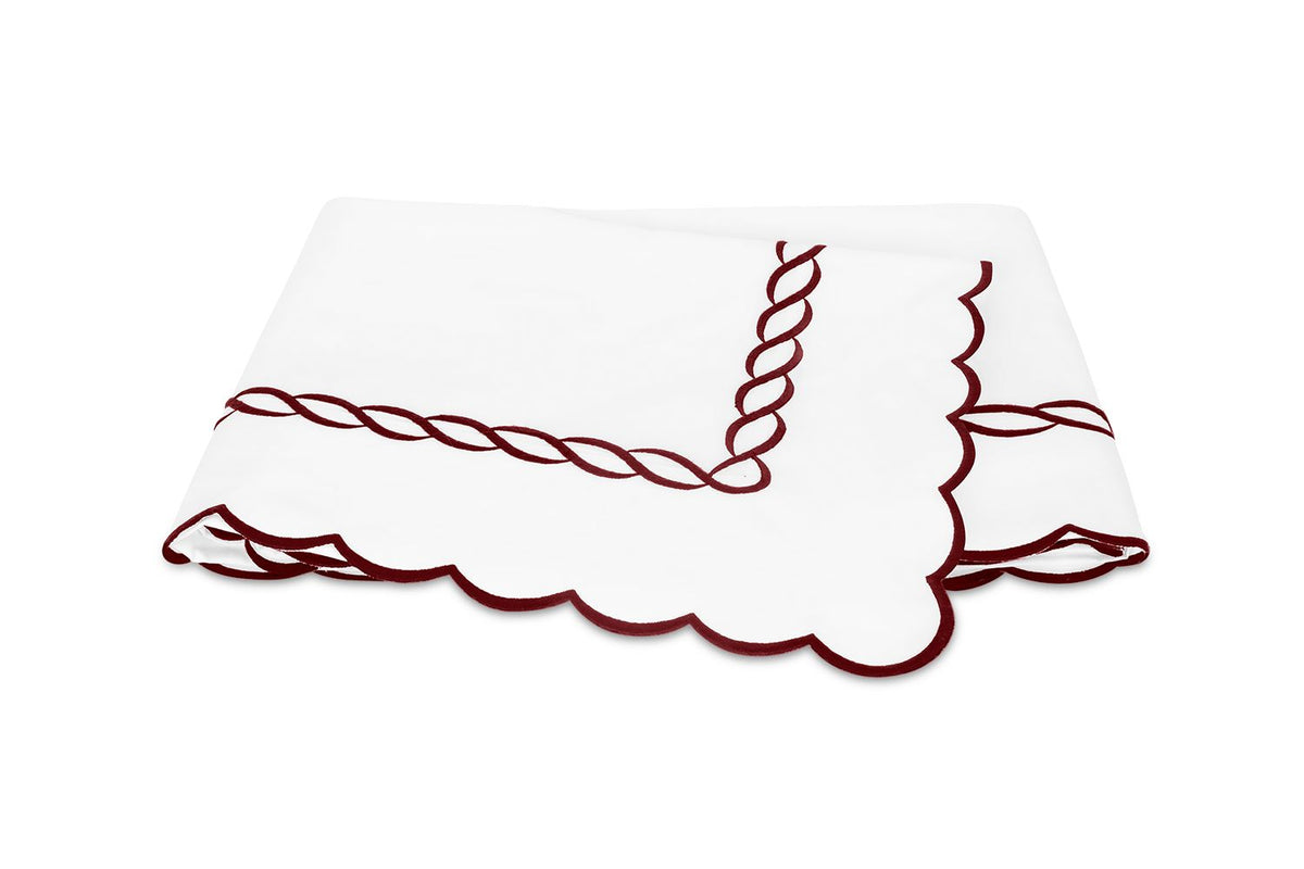 Classic Chain Scallop Pillowcase Pair