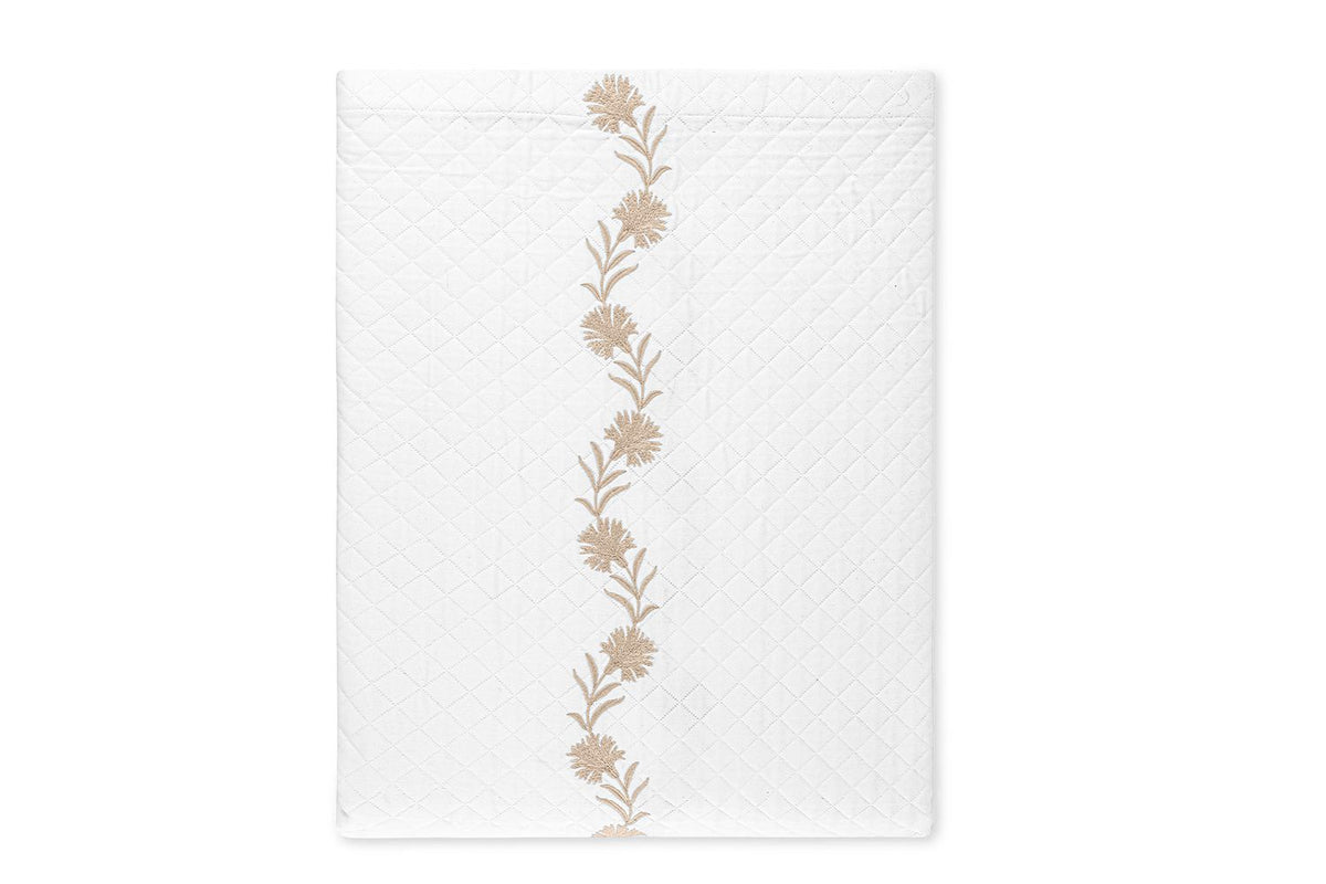 Daphe Matelassé Coverlet