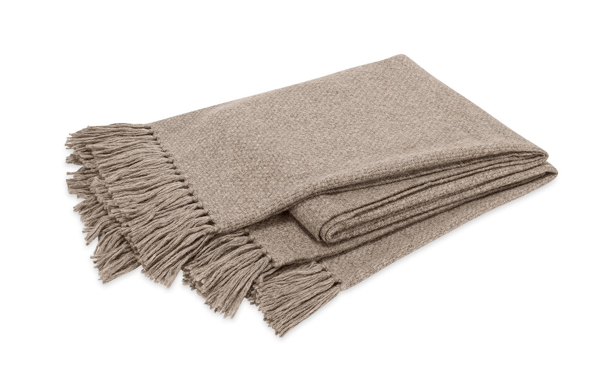 Lanza Throw