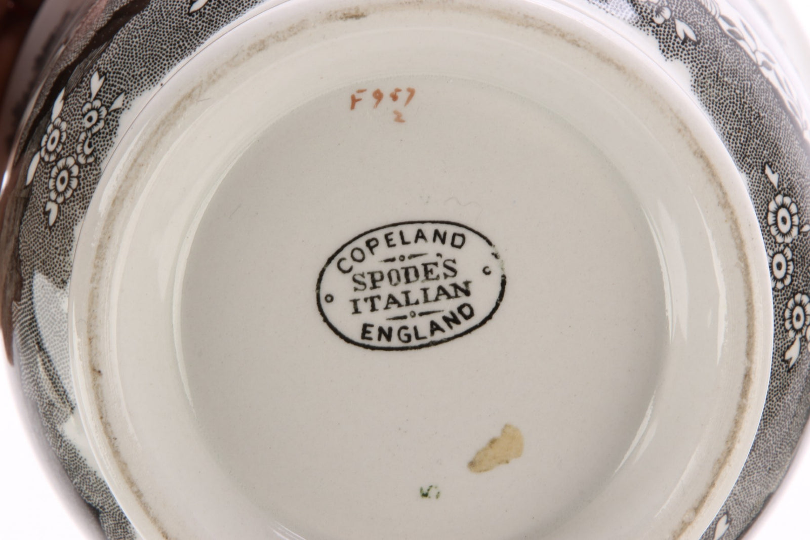 Pair of Copeland Cachepot - Salisbury & Manus