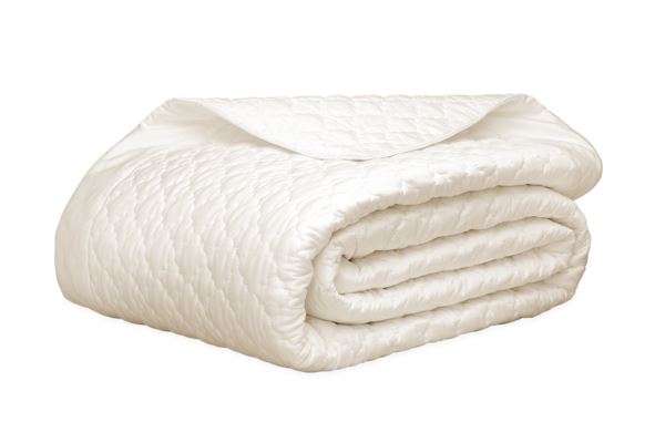 Ava Quilt - Salisbury & Manus