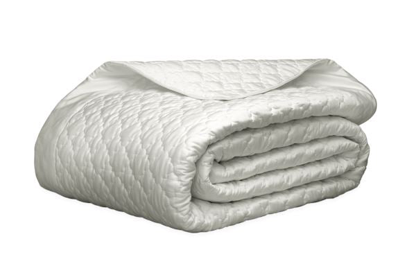 Ava Quilt - Salisbury & Manus