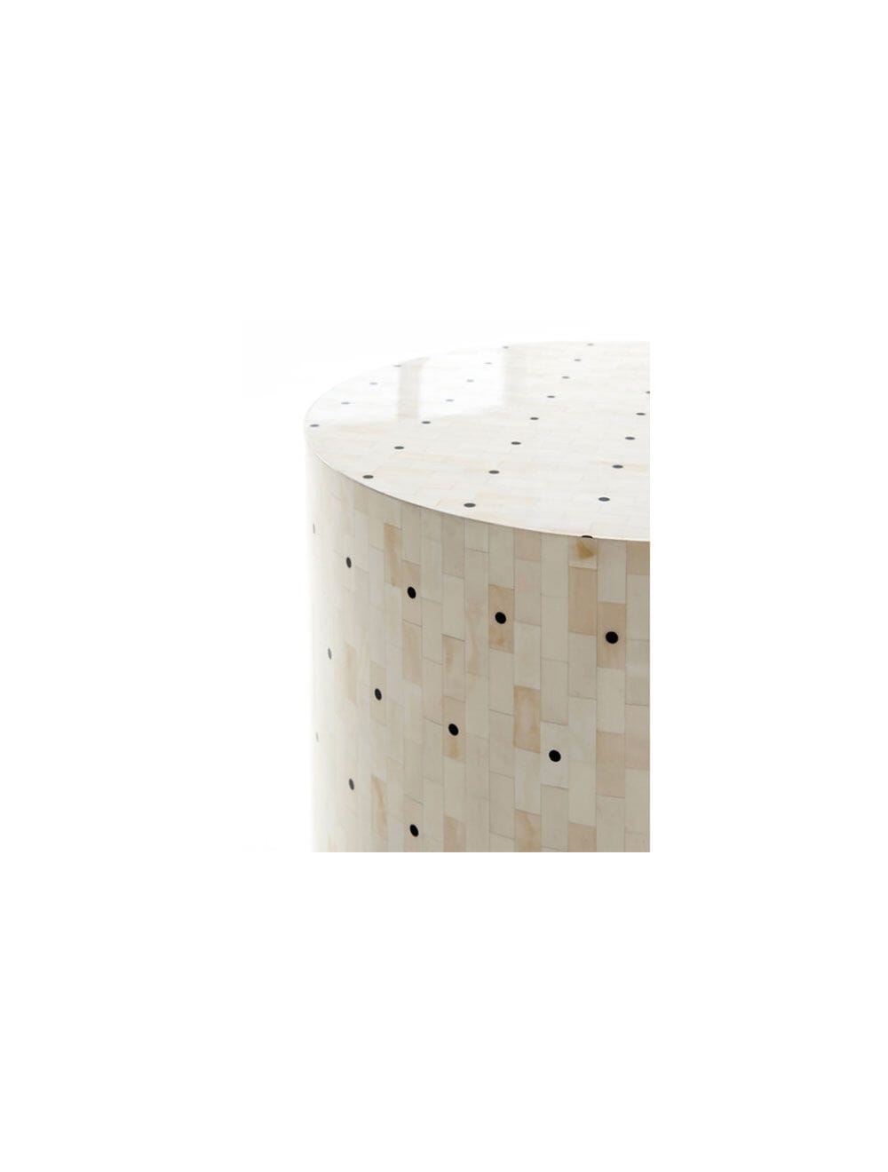 Dot Accent Table