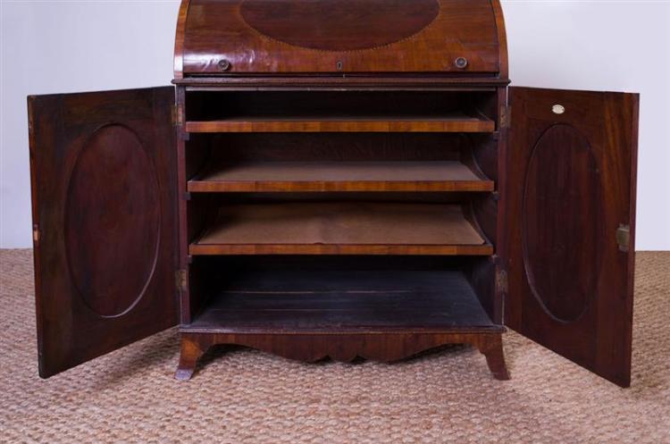 Early 19th Century George III Inlaid Mahogany Roll-Top Secretary Bookcase - Salisbury & Manus