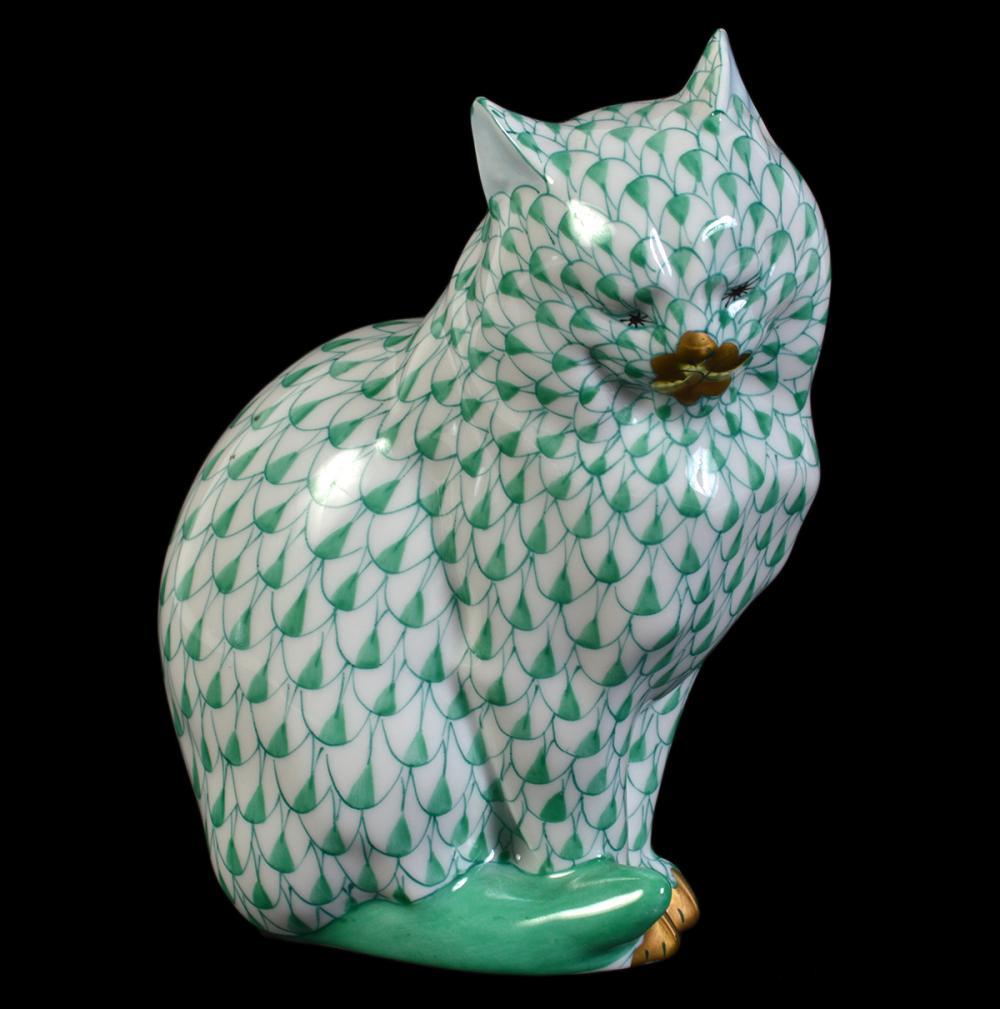 Herend Porcelain Figurine - Salisbury & Manus