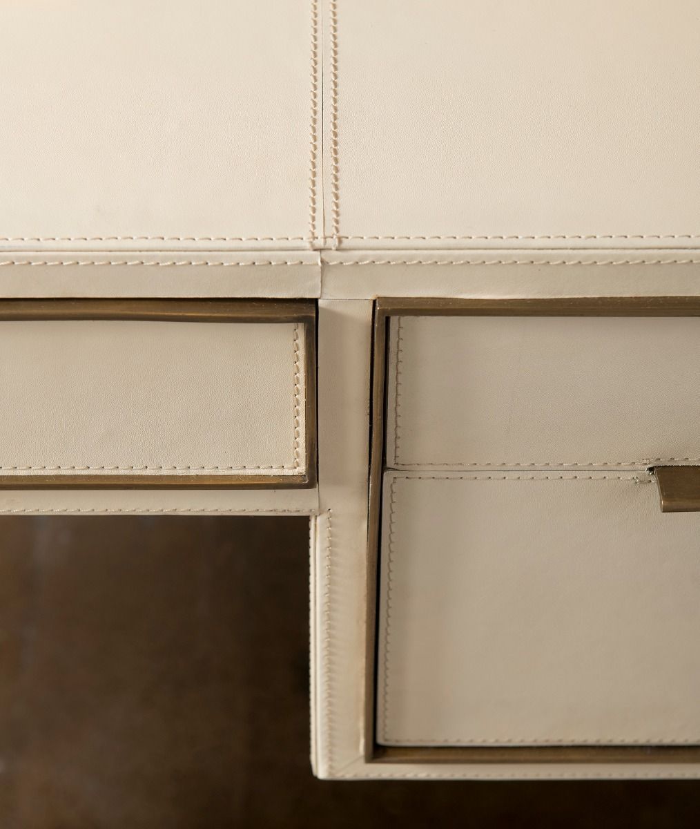 Bungalow 5 HUNTER DESK, IVORY - Salisbury & Manus