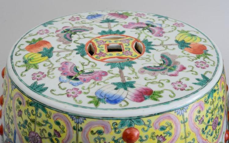 Pair of Famille Rose Porcelain Garden Seats - Salisbury & Manus