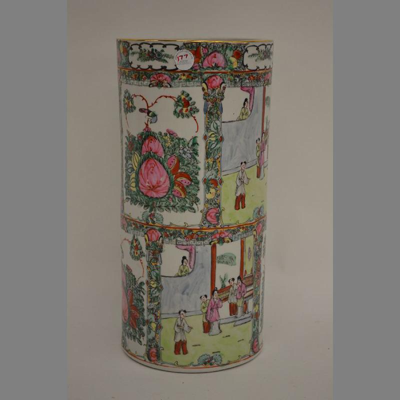 ROSE MEDALLION UMBRELLA STAND - Salisbury & Manus
