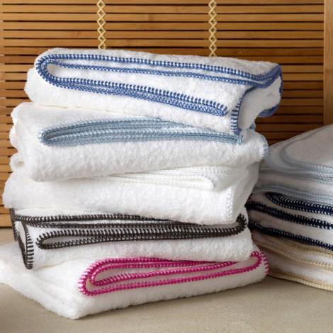 https://salisburyandmanus.com/cdn/shop/products/whipstitch-towel-towels-matouk-577244_900x.jpg?v=1593030115