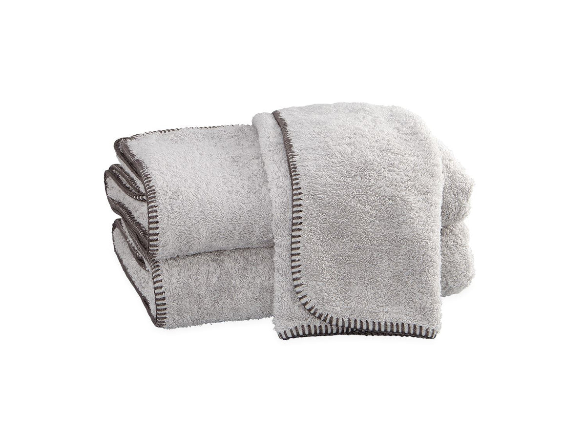 WHIPSTITCH TOWEL - Salisbury & Manus